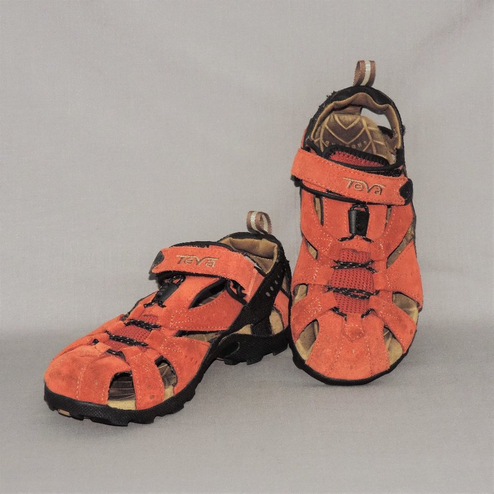 Teva suede strap sandals/shoes
